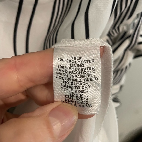 NWT Summer White and Navy Stripe Mini dress by She & Sky. Size M - Picture 6 of 7